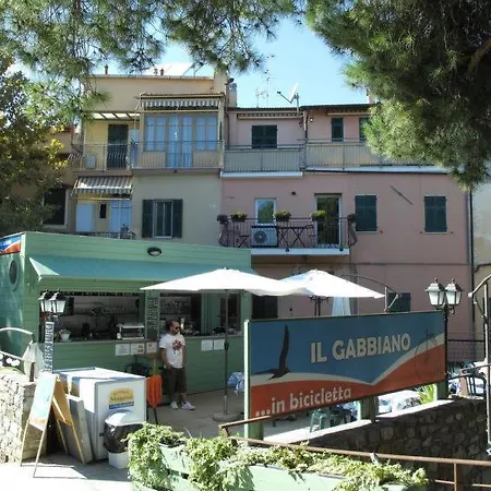 Nyaraló Sleeps 6 Pool Wifi